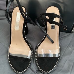 Lola shoetique heels size 5.5